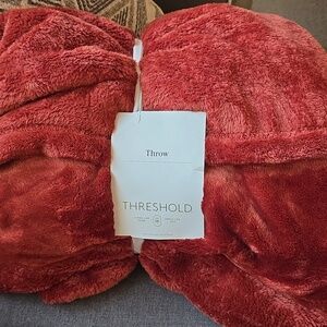 Target Threshold Throw Rust Color